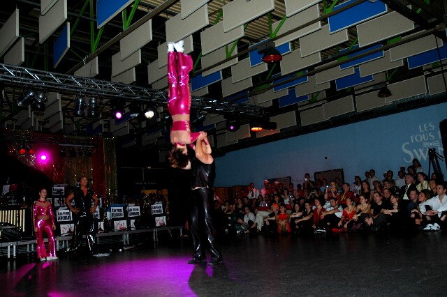 min 2005 11 12 fous swing 186